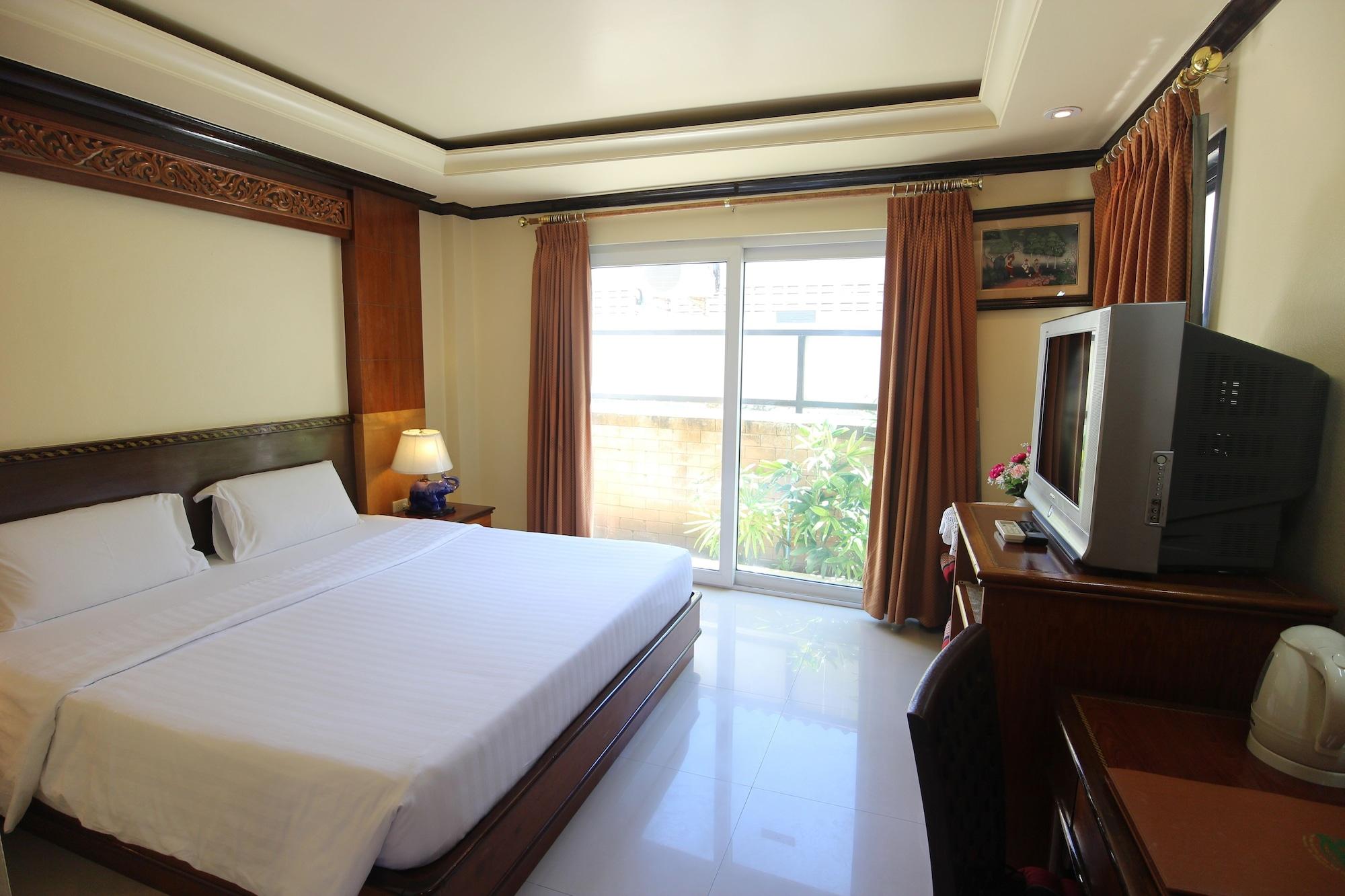 Phi Phi Hotel Extérieur photo