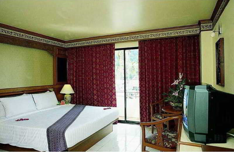 Phi Phi Hotel Extérieur photo