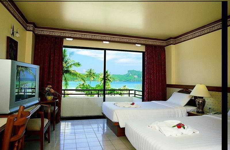 Phi Phi Hotel Extérieur photo