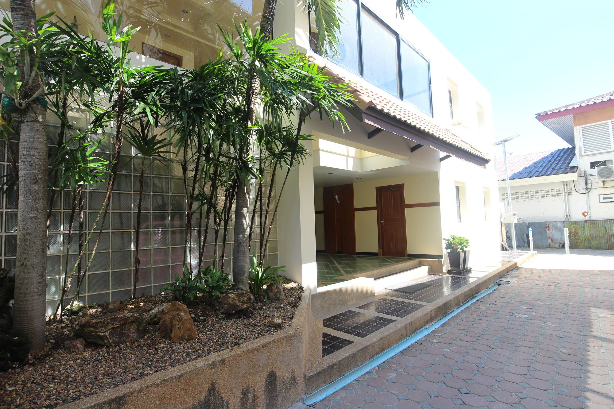 Phi Phi Hotel Extérieur photo
